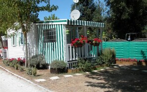 Mobile Home (2 pers) | Terrace/patio