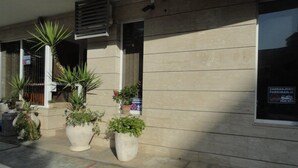 Exterior detail - Lux Apartments Natasa (Budva)