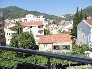 Luxury-Apartment, Meerblick | Balkon