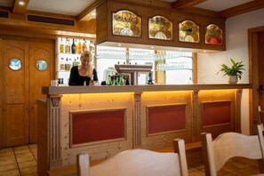 酒吧（店内）