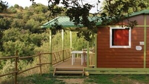 Chalet, 3 Bedrooms, Terrace, Mountain View (6 Personnes) | Terrace/patio - Camping Plein Sud (Gilhac-et-Bruzac)