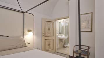 Apartment (Rifugio di Ercole) | 1 bedroom, individually furnished, blackout drapes, free WiFi