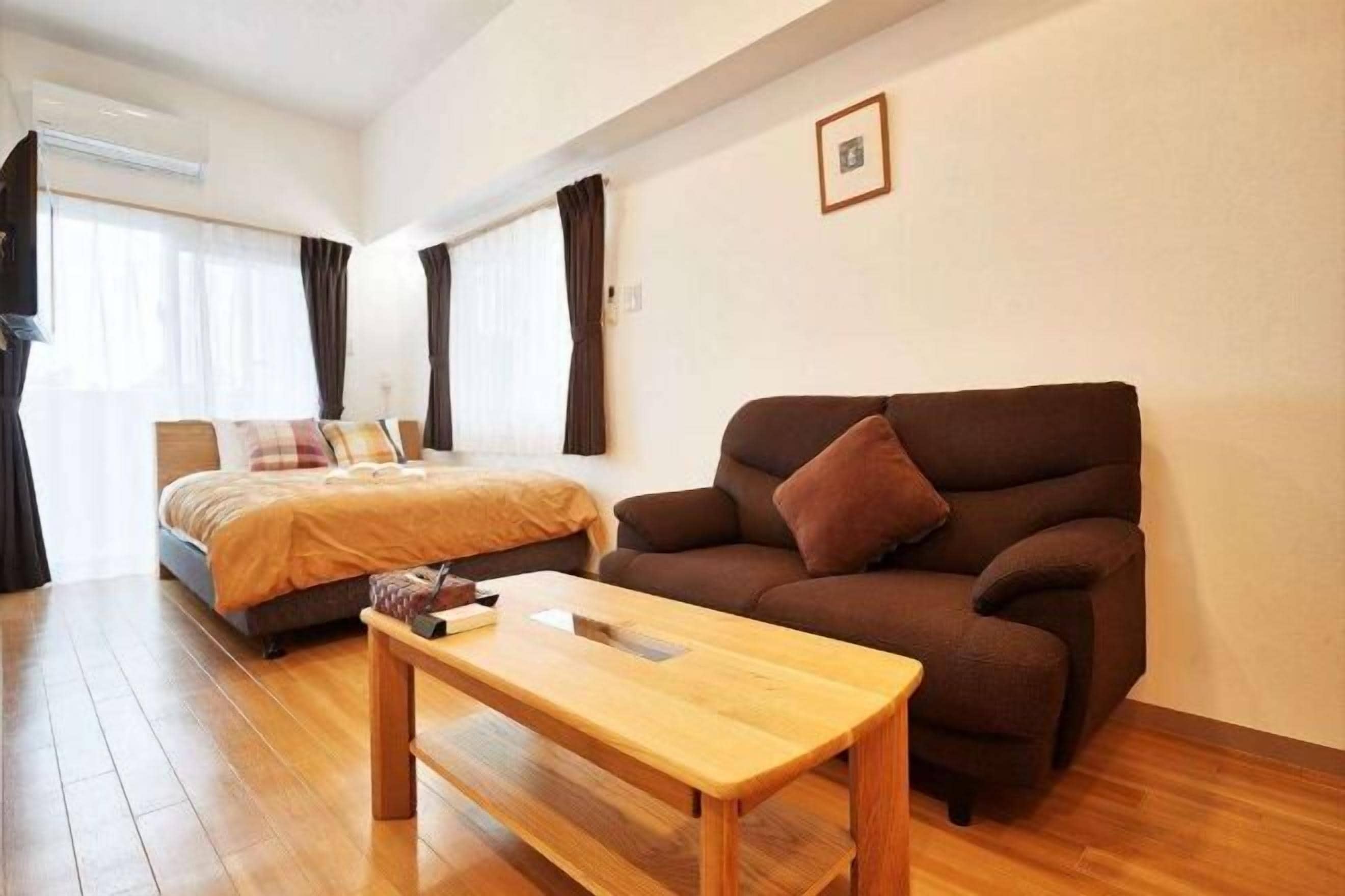 Sala d'estar | Televisor de pantalla plana de 24 polzades amb canals digitals 