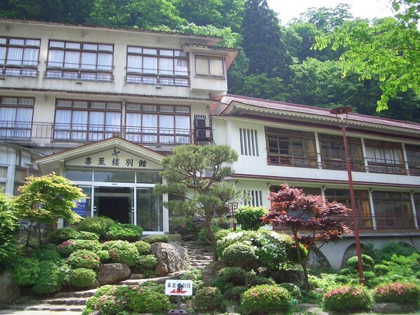 Façade de l’hébergement