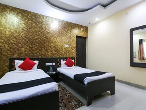 Free WiFi, bed sheets