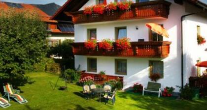 Ferienwohnungen Schmid