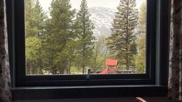 Chambre Double ou avec lits jumeaux (Property only reachable by train) | Wi-Fi gratuit, draps fournis