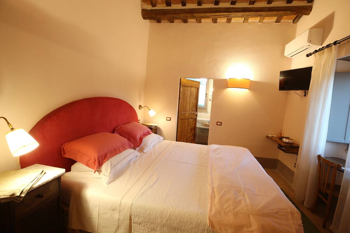 Superior Double Room (Falco) | Frette Italian sheets, premium bedding, down comforters
