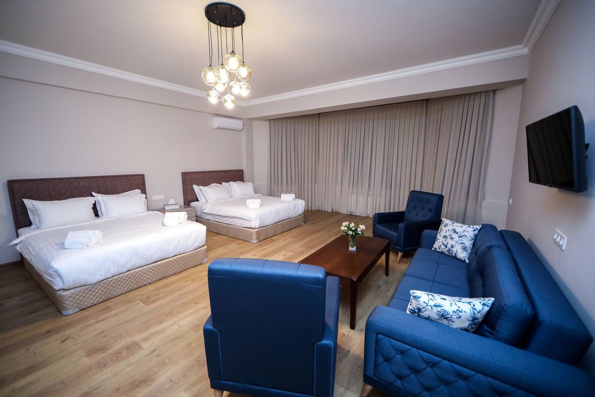 Family Room | In-room safe, desk, blackout curtains, soundproofing
