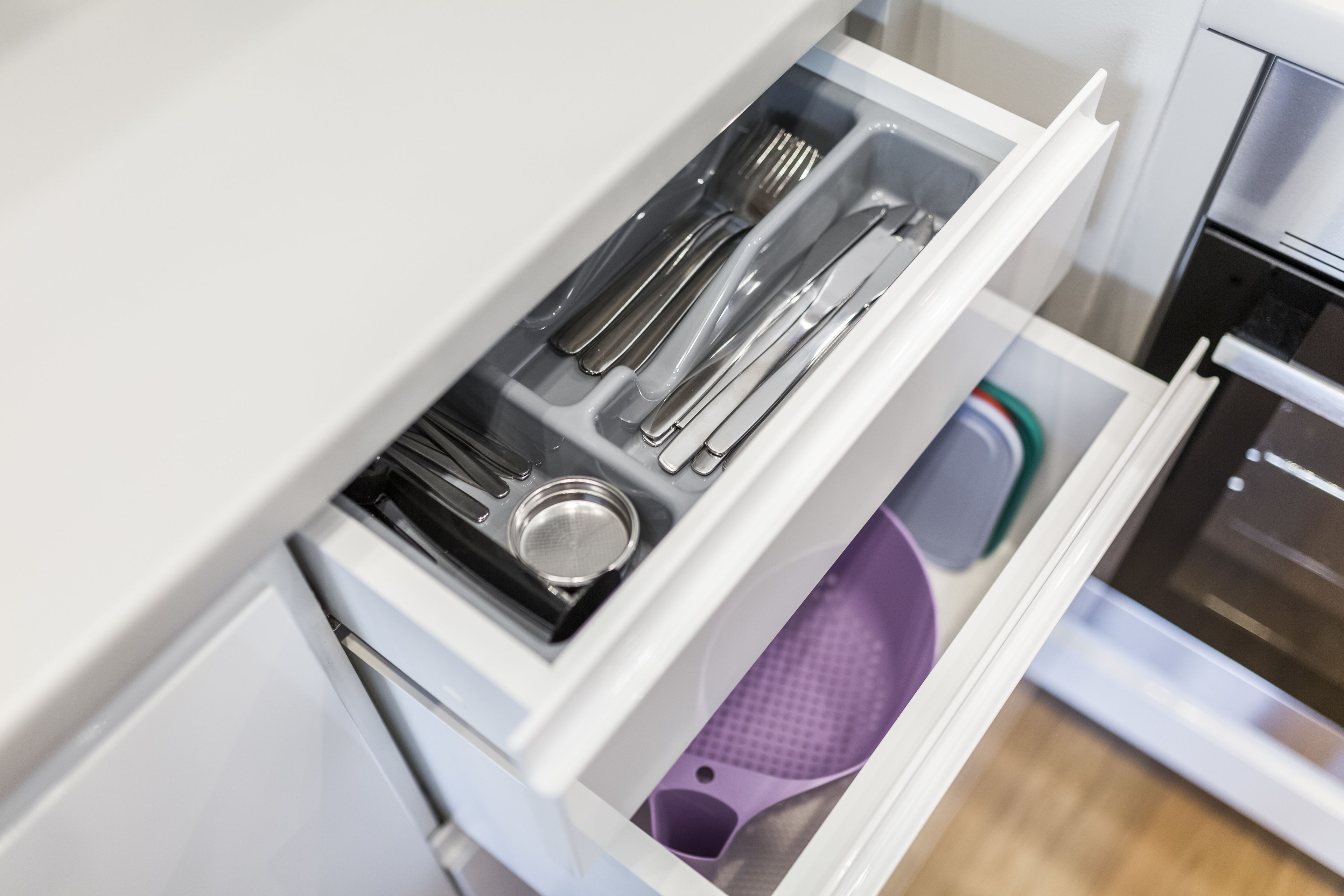 deluxe apartment, balcony | private kitchenette | fridge, microwave, oven, stovetop