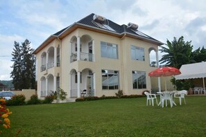 Exterior - La Floraison (Kigali)