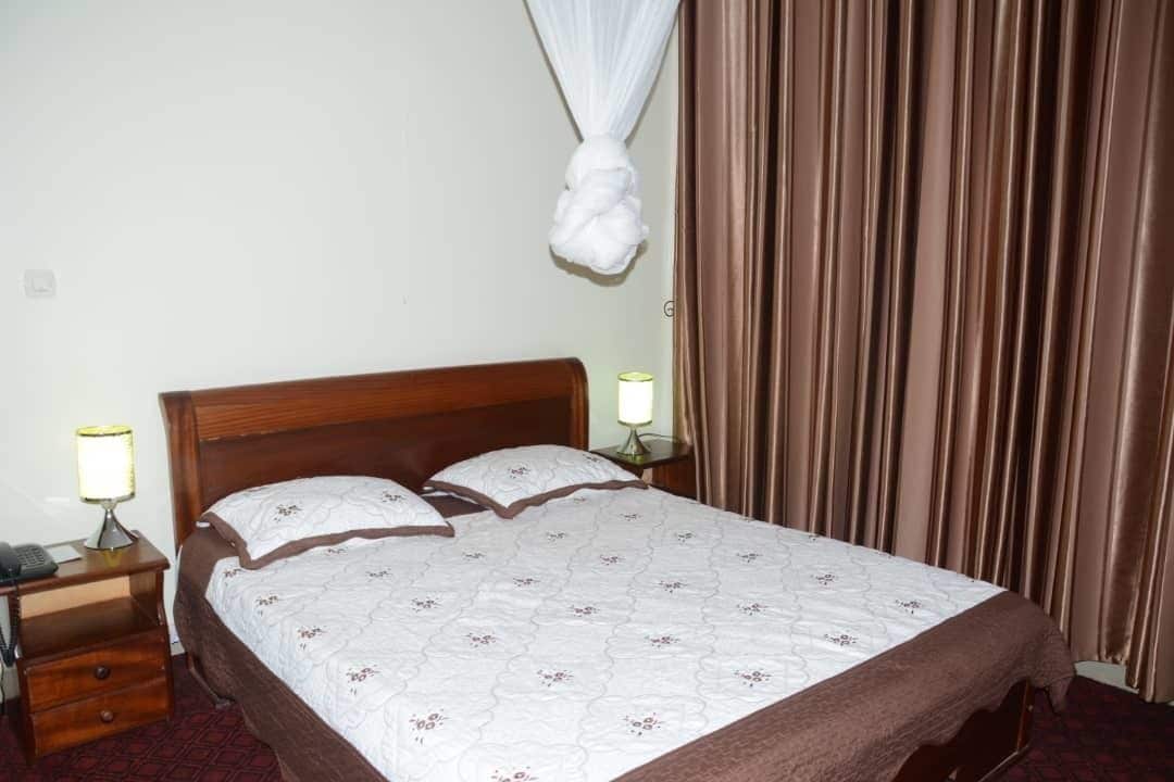Standard Double Room, 1 Double Bed, Non Smoking | Desk, iron/ironing board, free WiFi, bed sheets