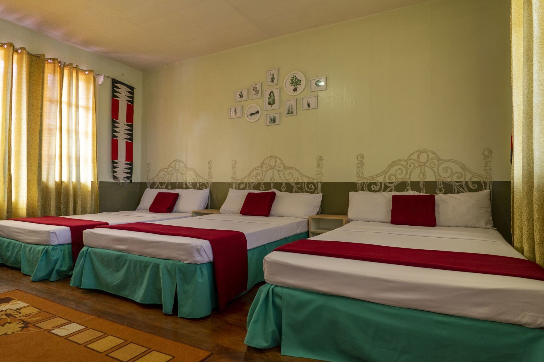 Iron/ironing board, free WiFi, bed sheets