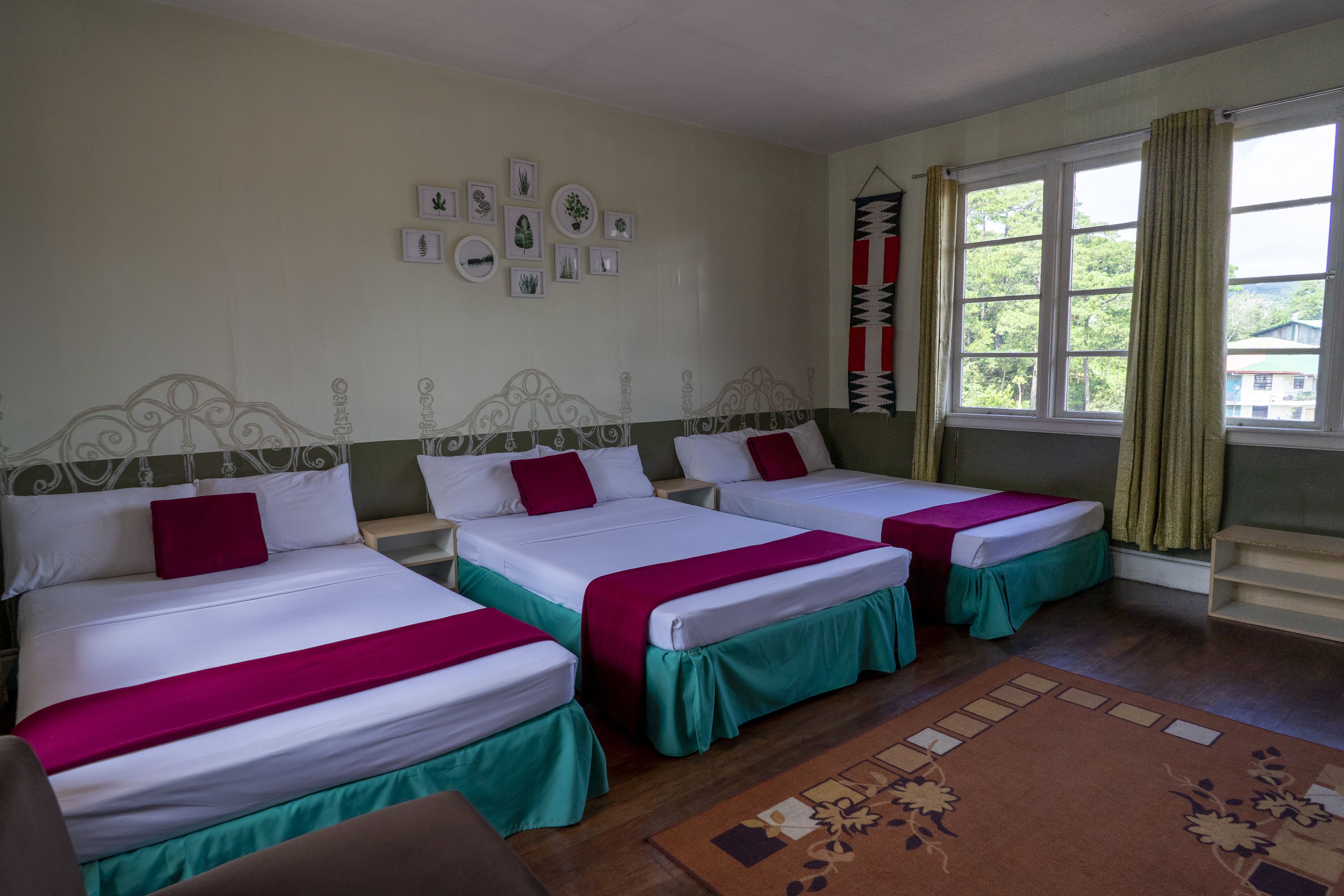 Iron/ironing board, free WiFi, bed sheets