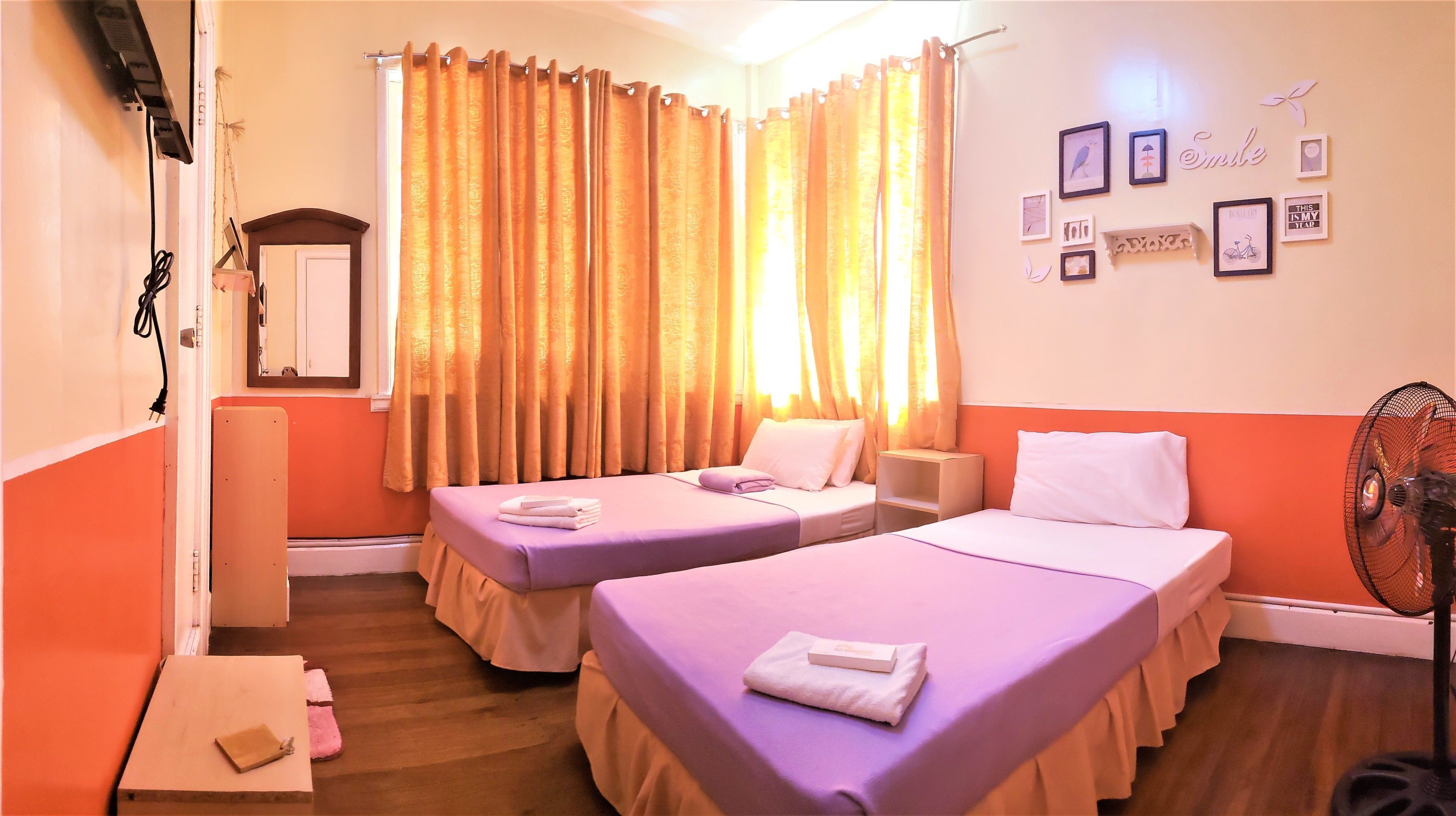 Iron/ironing board, free WiFi, bed sheets