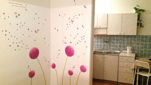 Unclassified image, 2 of 19, button - old center apartments (Hvar)