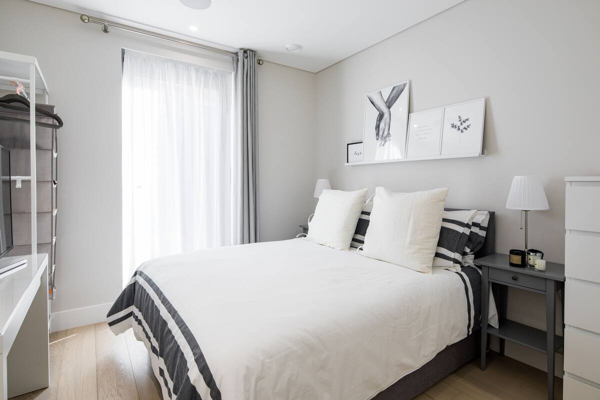 Apartment, 1 Bedroom | Soundproofing, iron/ironing board, free WiFi, bed sheets