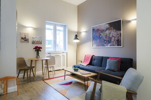 Appartement, 1 slaapkamer | Woonruimte | Flatscreentelevisie