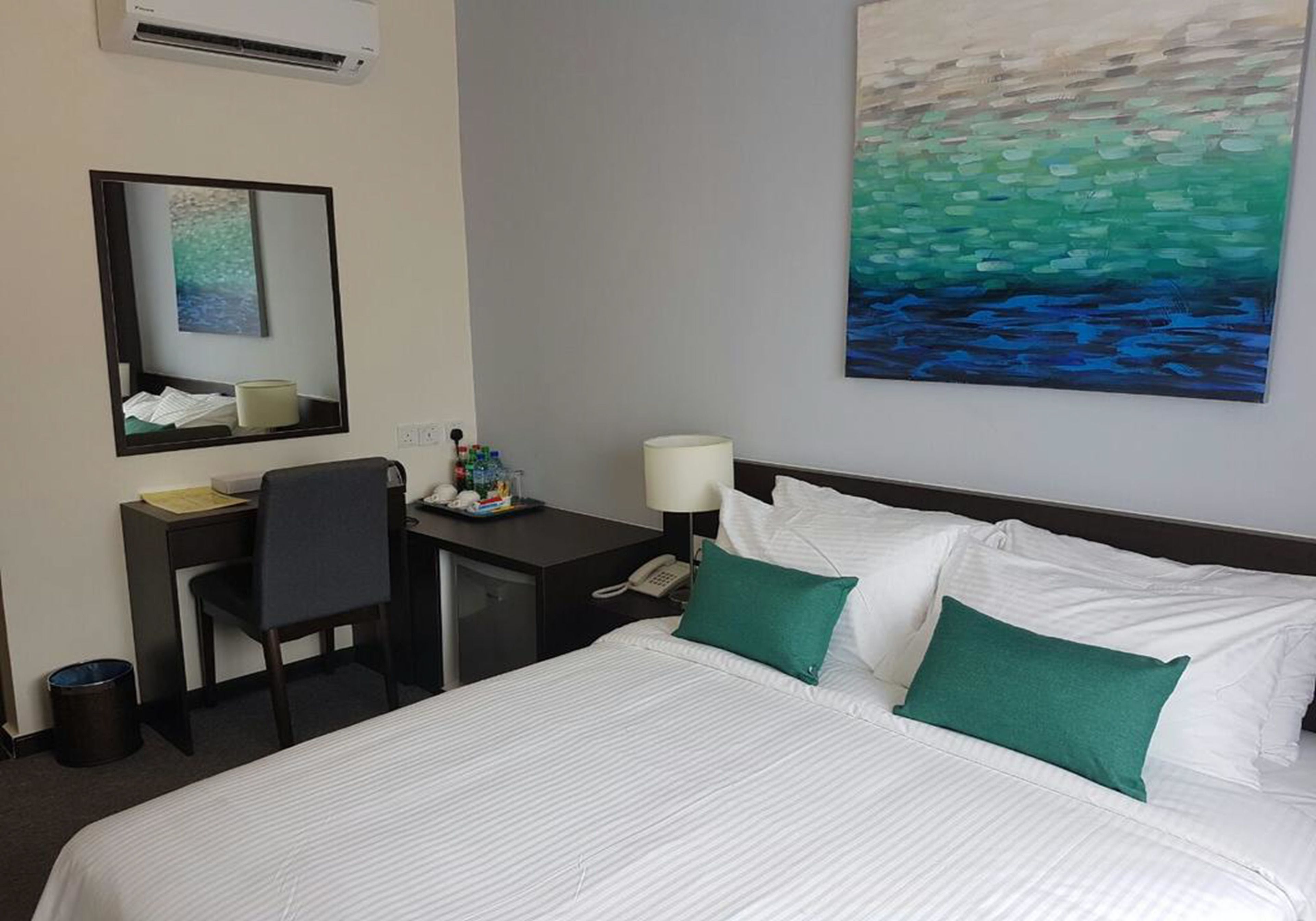 desk, blackout curtains, rollaway beds, free wifi