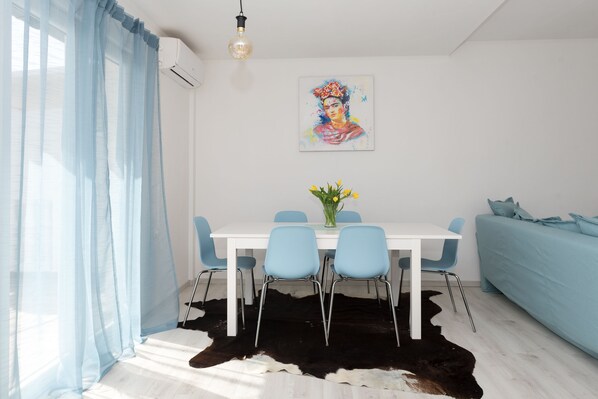 Apartment, 2 Bedrooms | In-room dining - Apartment Mia Vodice (Vodice)