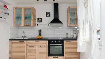 Apartment, 2 Schlafzimmer | Eigene Küche