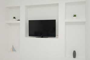 Apartment, 2 Bedrooms | Television - Apartment Mia Vodice (Vodice)