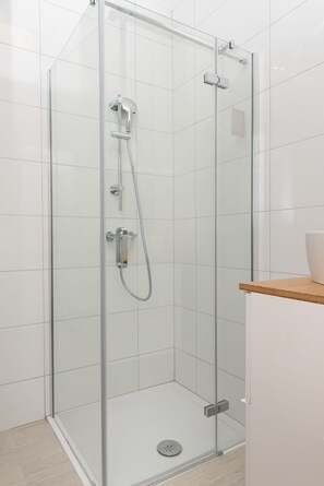 Apartment, 2 Bedrooms | Bathroom