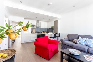 Apartment, 2 Bedrooms | Living area | Flat-screen TV - Gloucester Terrace by Lime Street (London)