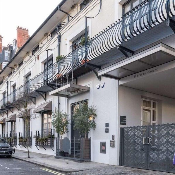 Exterior - Meritas Court by Lime Street (London)