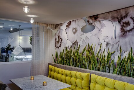 Tropica Beach Hotel - Image 4