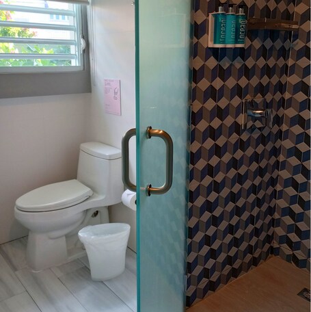 Tropica Beach Hotel - Image 72
