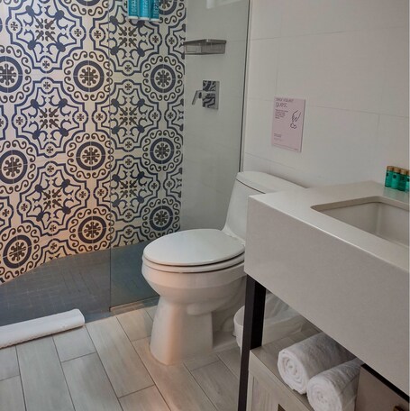 Tropica Beach Hotel - Image 65