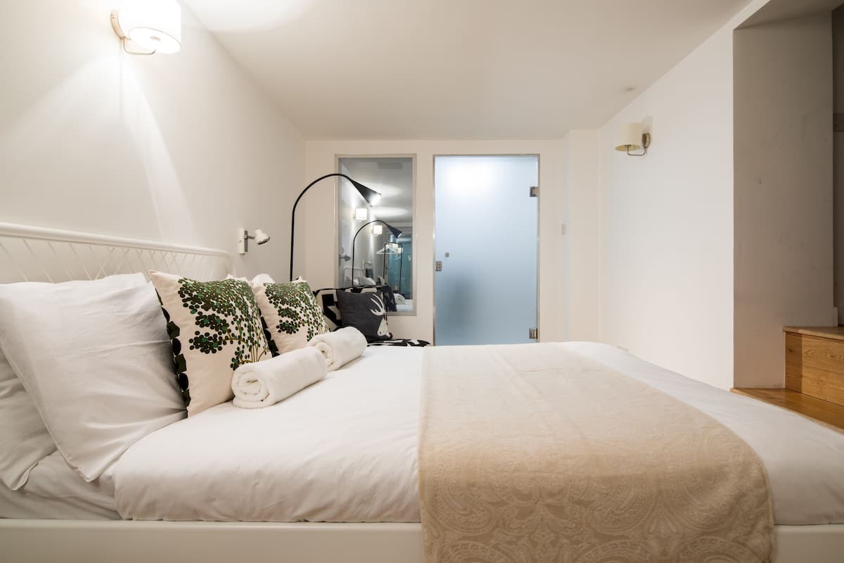 Appartamento, 1 camera da letto | Ferro/asse da stiro, Wi-Fi gratuito, lenzuola