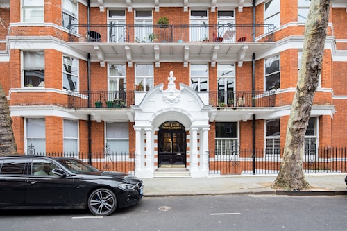 イヴェルナ ガーデンズ バイ ライムストリート