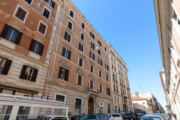 Exterior - Rome as you feel - Vittorio (Rome)