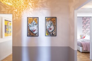 Apartment, 2 Queen Beds | Room amenity