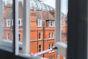 View from room - Park Street Mayfair (London)