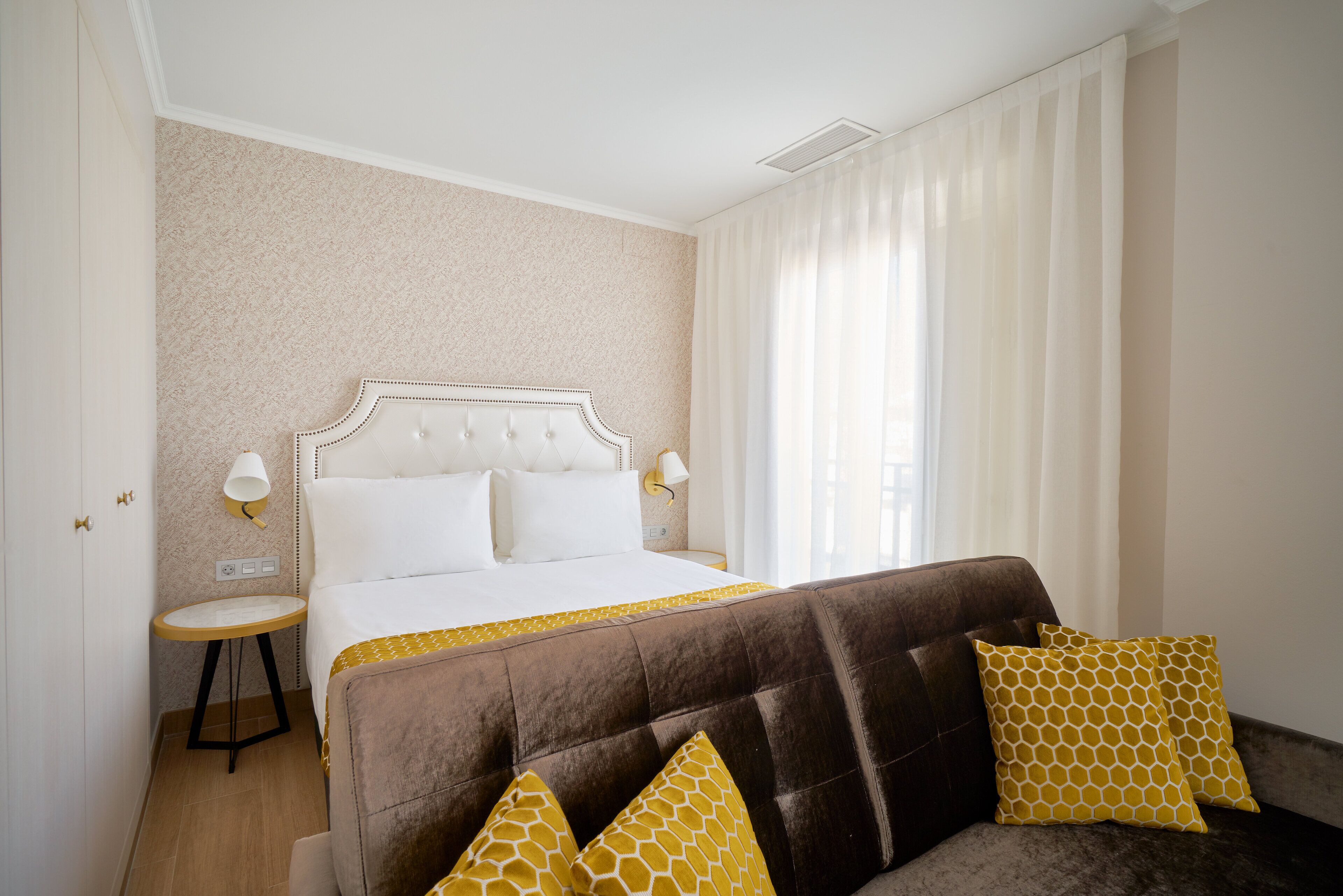 1 bedroom, premium bedding, down duvets, in-room safe