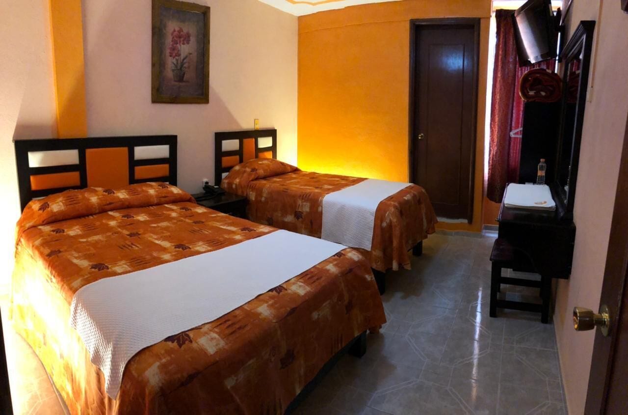 triple room | iron/ironing board, free wifi