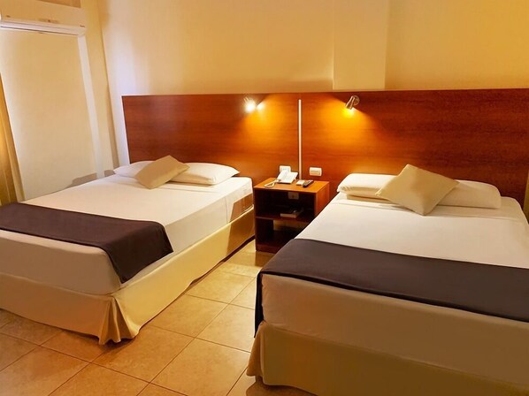 Family Double Room, City View | Egyptian cotton sheets, premium bedding, memory-foam beds - Hotel Palmira Inn (Salinas)