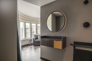 Comfy Twin with View | Pillowtop beds, in-room safe, desk, laptop workspace