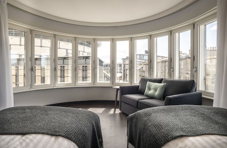 Comfy Twin with View | Pillowtop beds, in-room safe, desk, laptop workspace. Point A Edinburgh Haymarket