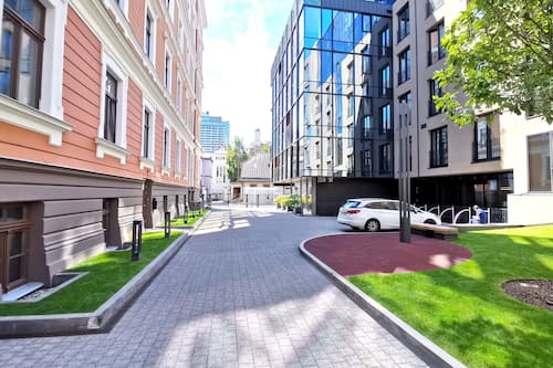 City-Apartment | Blick auf die Straße
