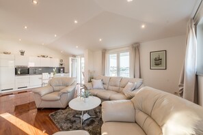 Luxury Apartment, Sea View | Living area | Flat-screen TV - Very Good Life (Preko)