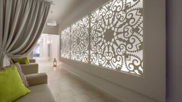 Sauna, hot tub, body treatments, aromatherapy, hot stone massages