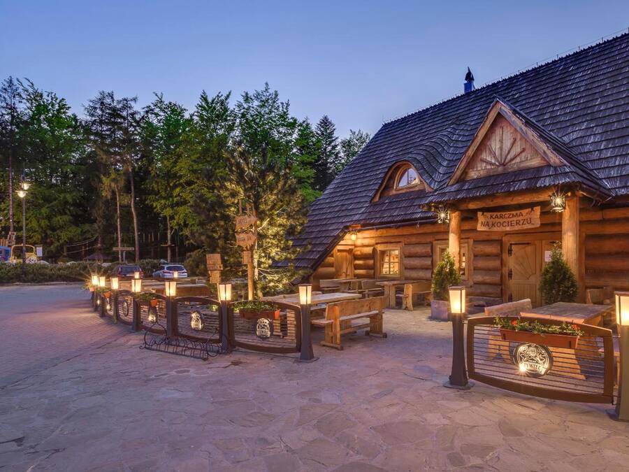 Frokost, lunsj og middag serveres, uteservering