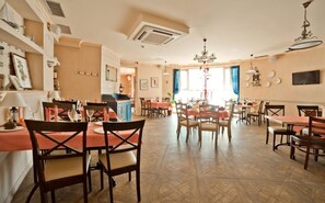 Dining - Marinara (Odesa)