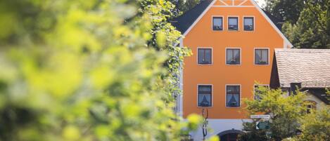 Façade de lâhĂ©bergement