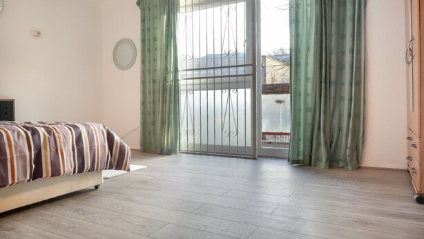 Room - Elland House Deluxe Guest Room (London)