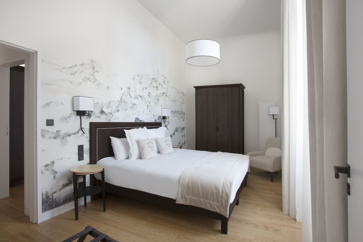 Superior Apartment, 1 Bedroom, Non Smoking, Courtyard View